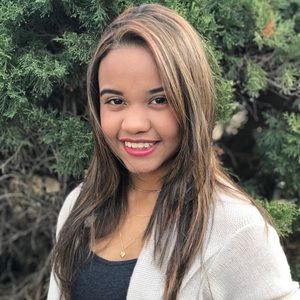 Meet your Posher, Janele